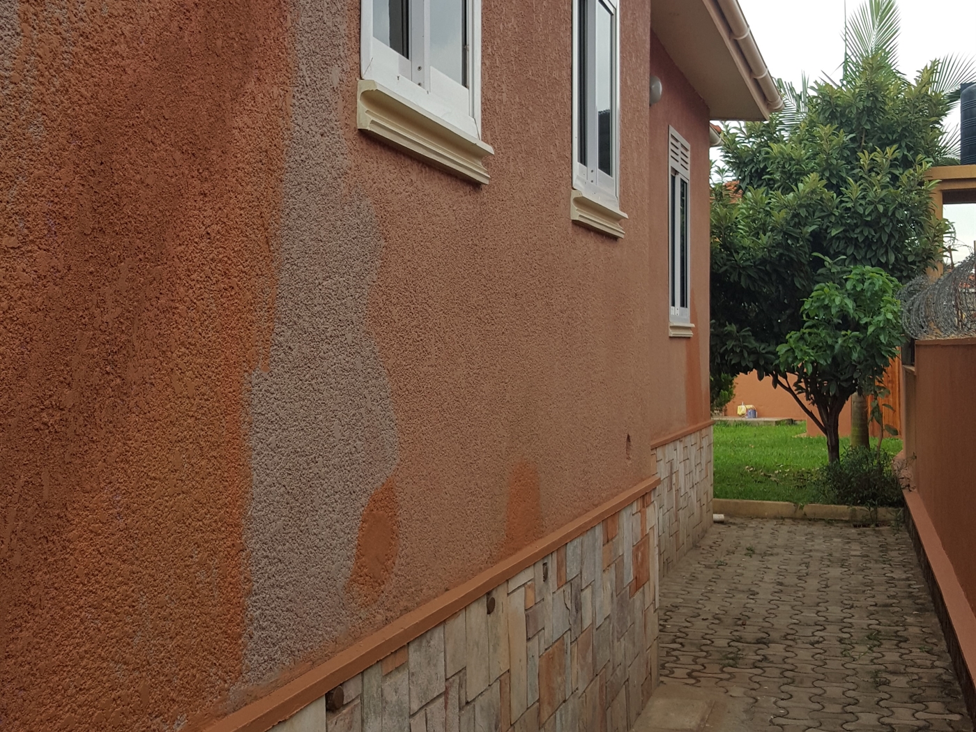 Bungalow for rent in Naalya Wakiso