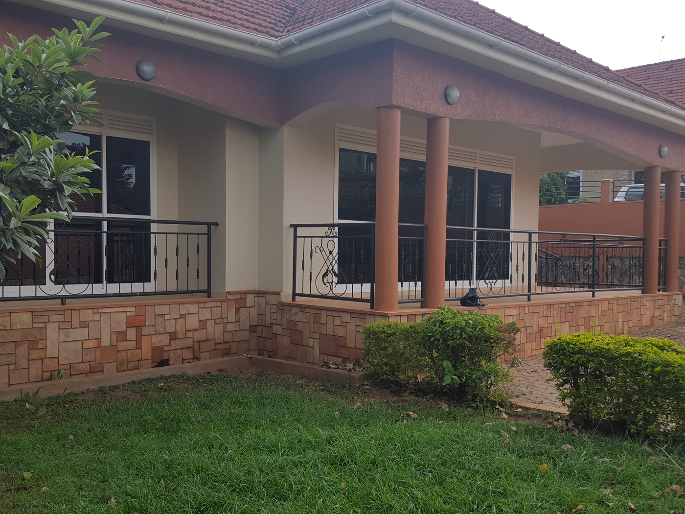 Bungalow for rent in Naalya Wakiso