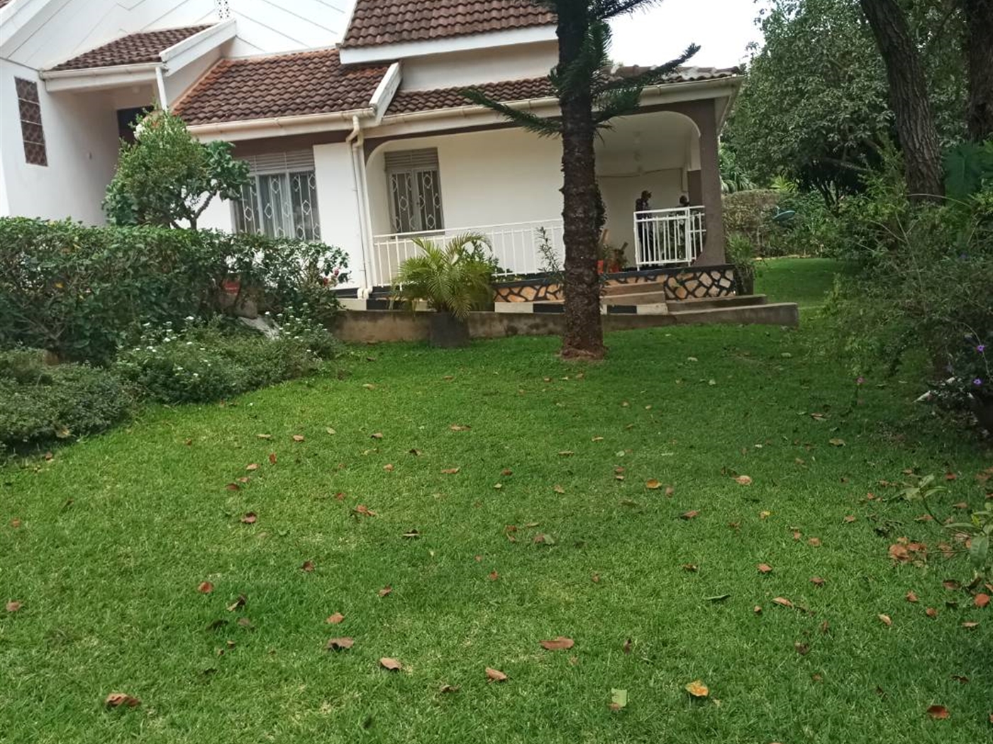 Bungalow for sale in Makindye Kampala