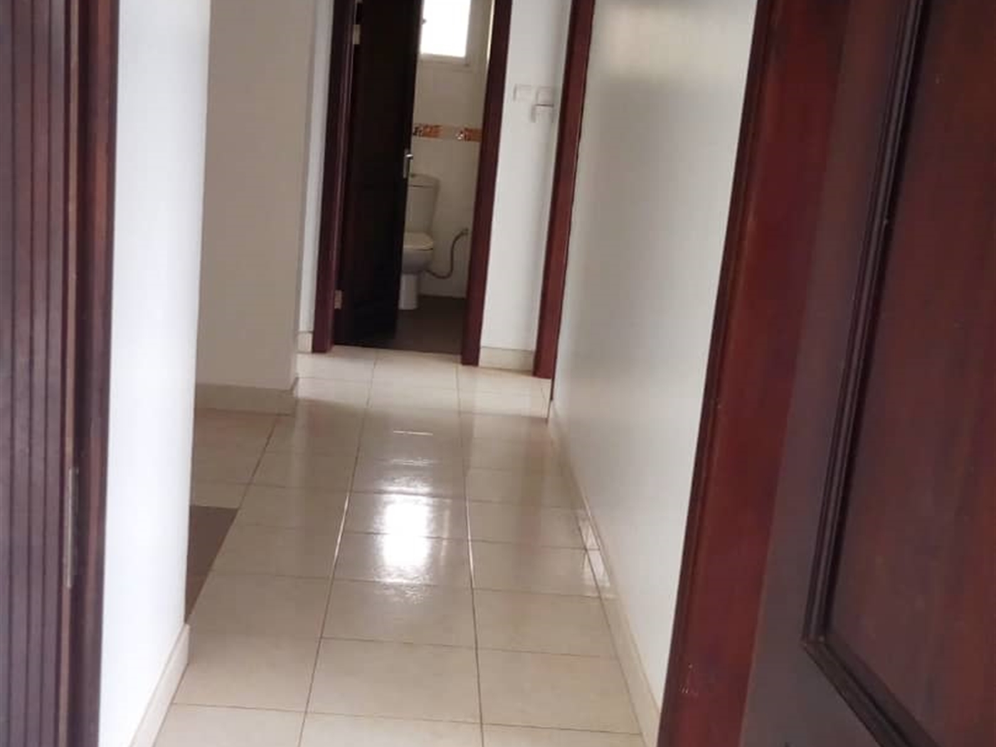 Mansion for sale in Lubowa Wakiso