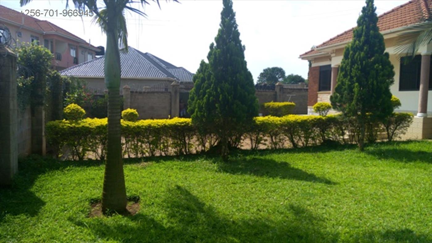 Bungalow for sale in Kyanja Wakiso