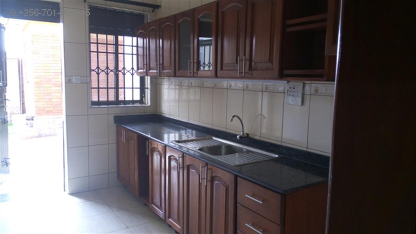 Bungalow for sale in Kyanja Wakiso