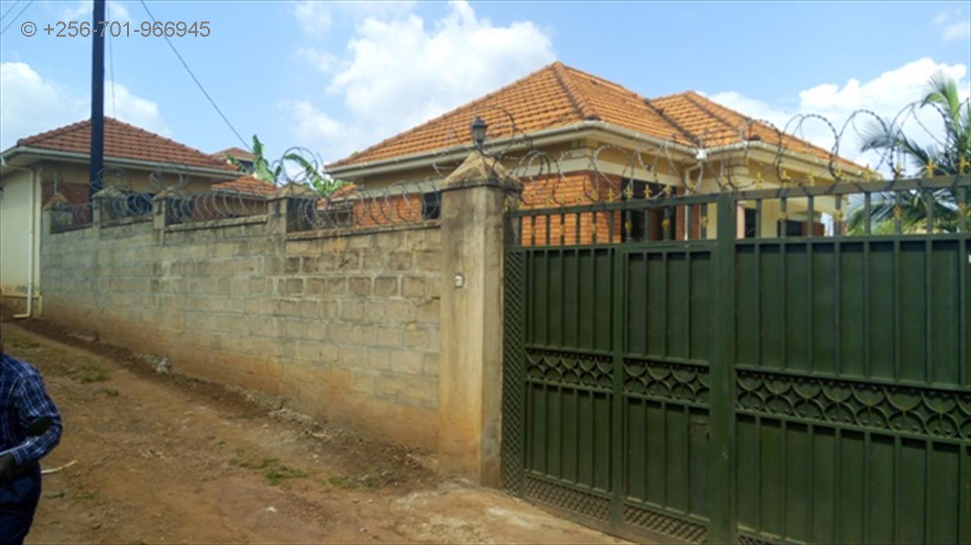 Bungalow for sale in Kyanja Wakiso