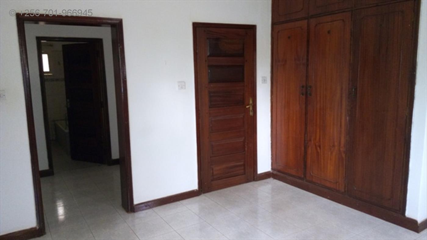 Mansion for rent in Munyonyo Kampala