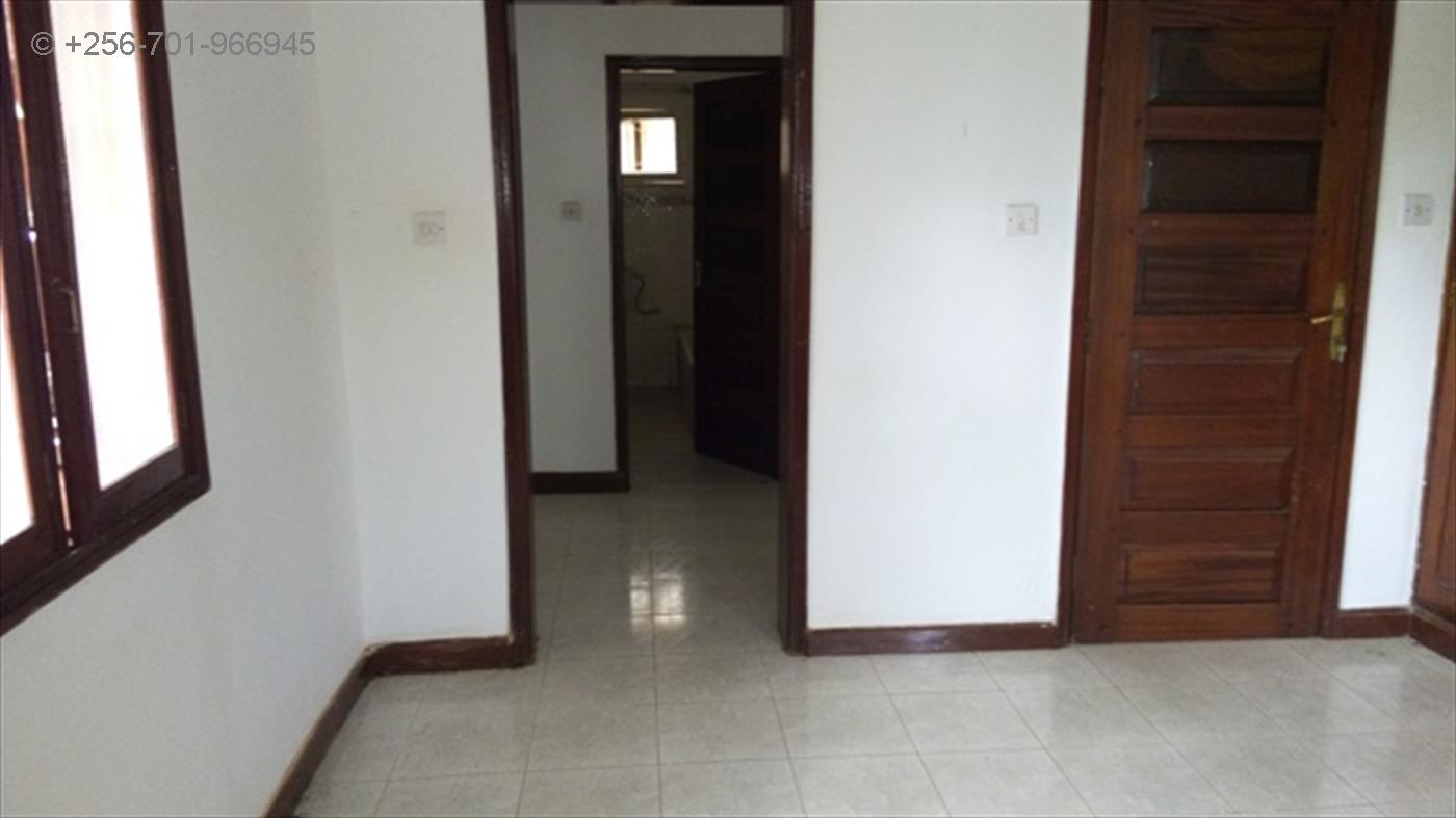 Mansion for rent in Munyonyo Kampala