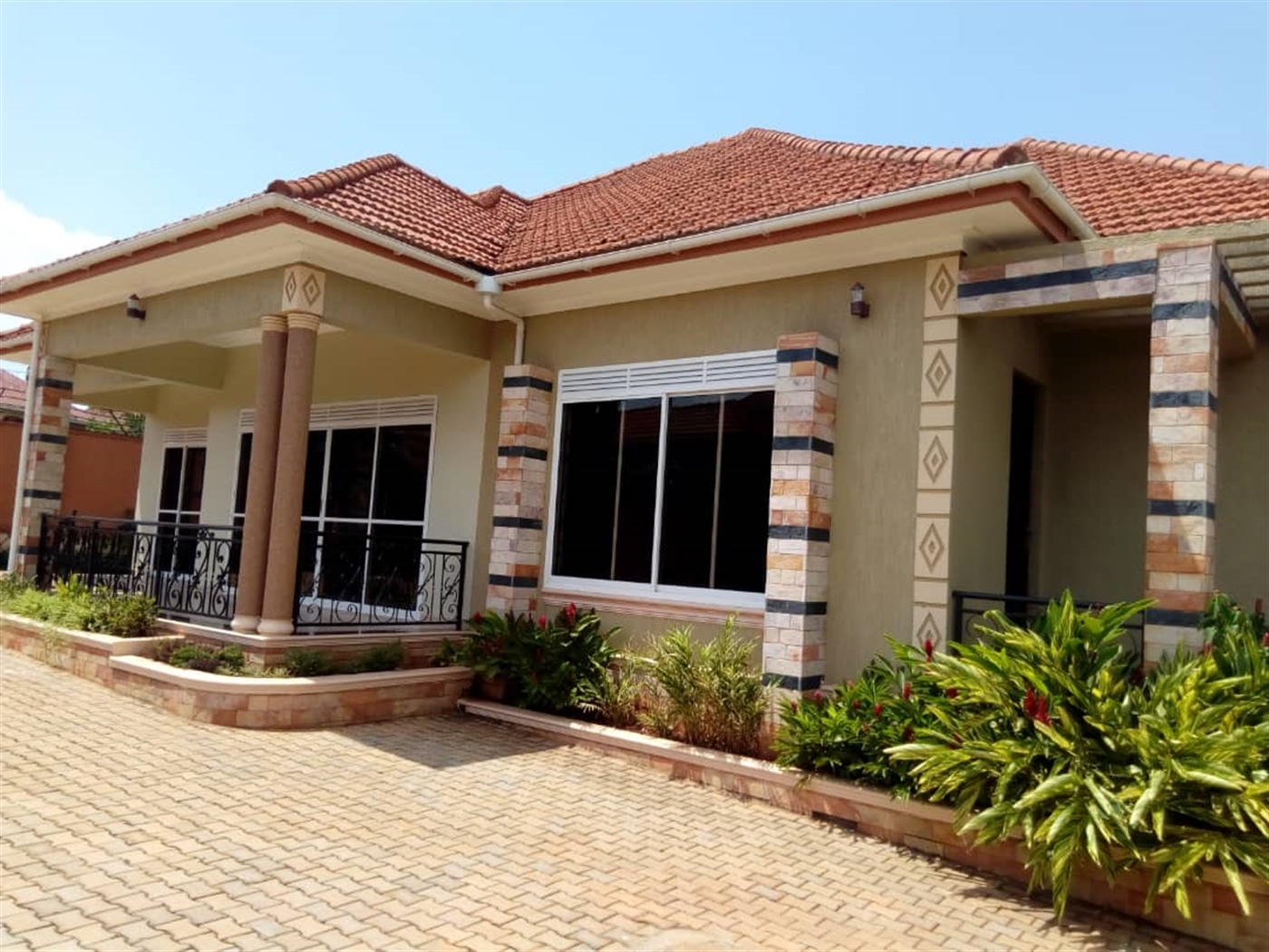 Bungalow for sale in Kitende Wakiso