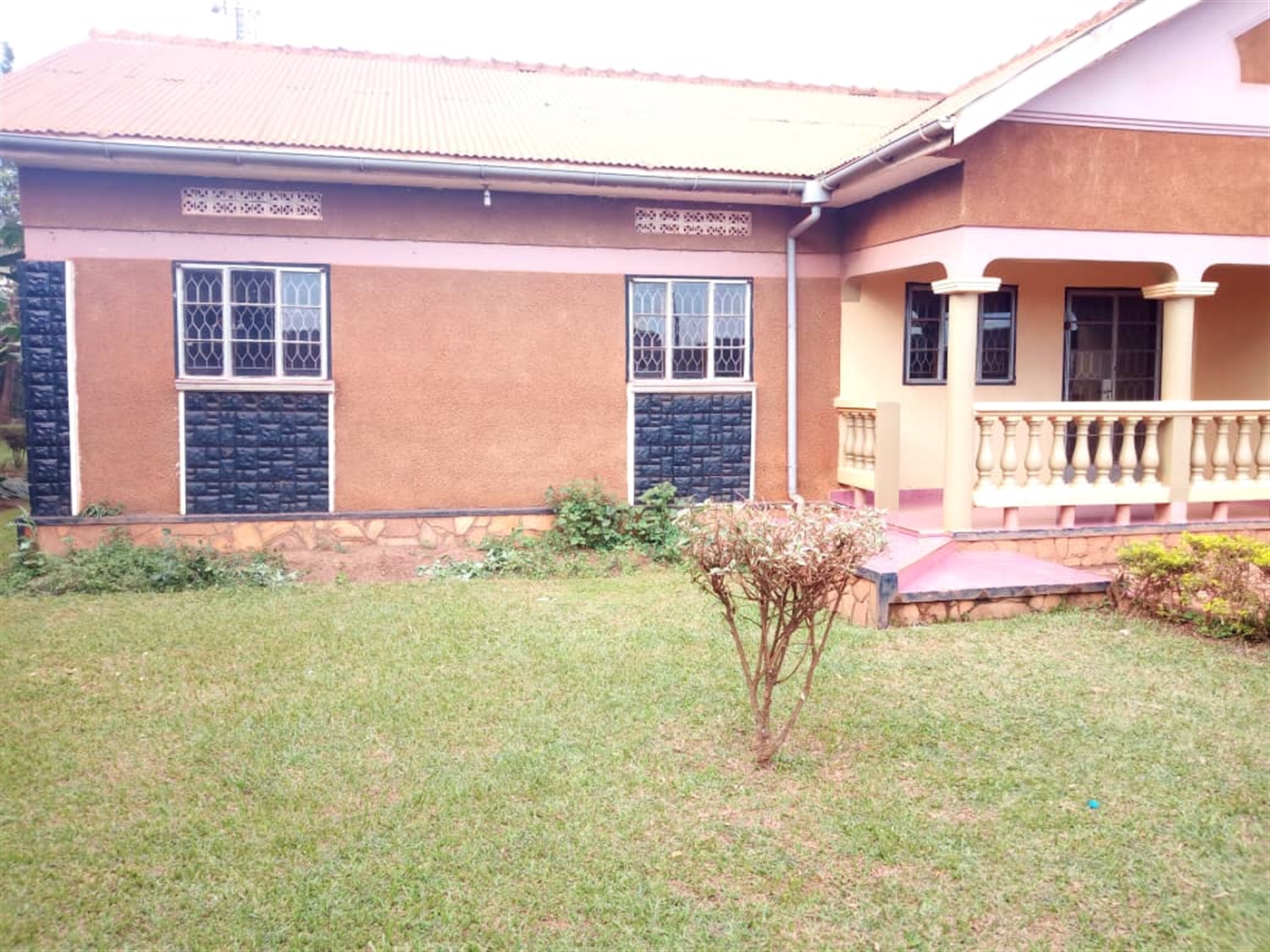 Bungalow for sale in Bweyogerere Wakiso