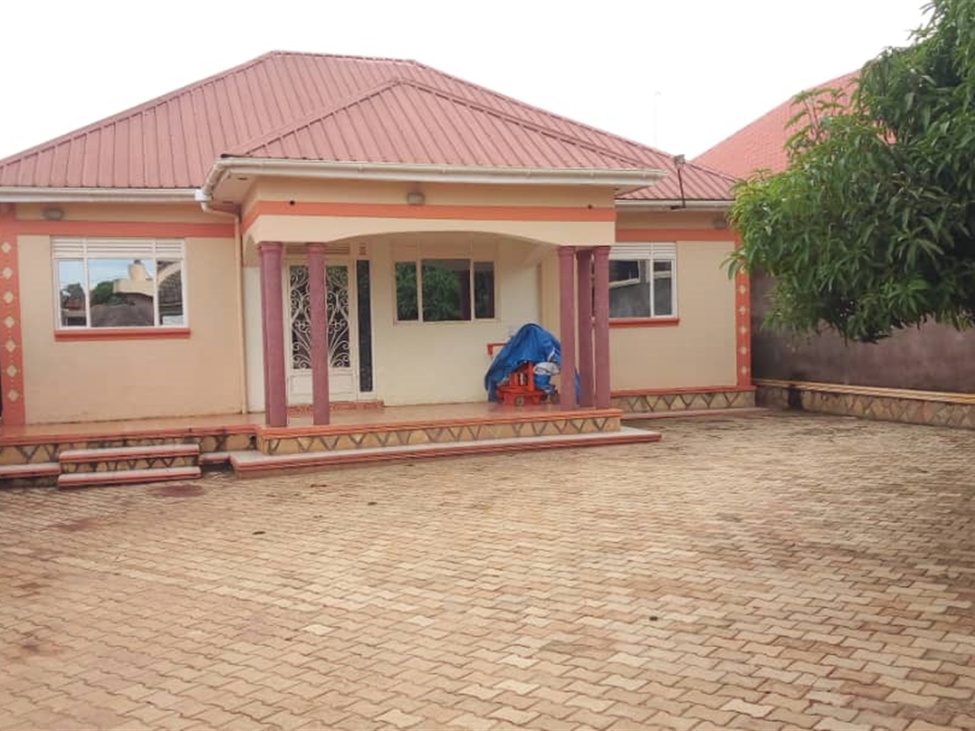 Bungalow for sale in Namugongo Wakiso