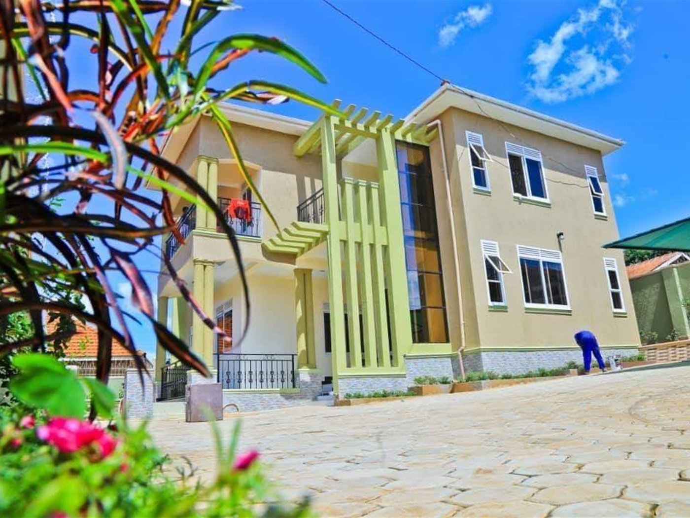 Mansion for sale in Najjera Wakiso