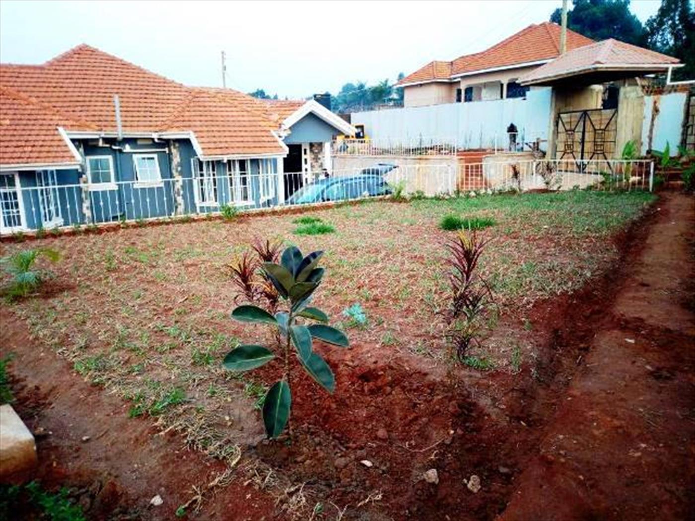 Storeyed house for sale in Seguku Wakiso