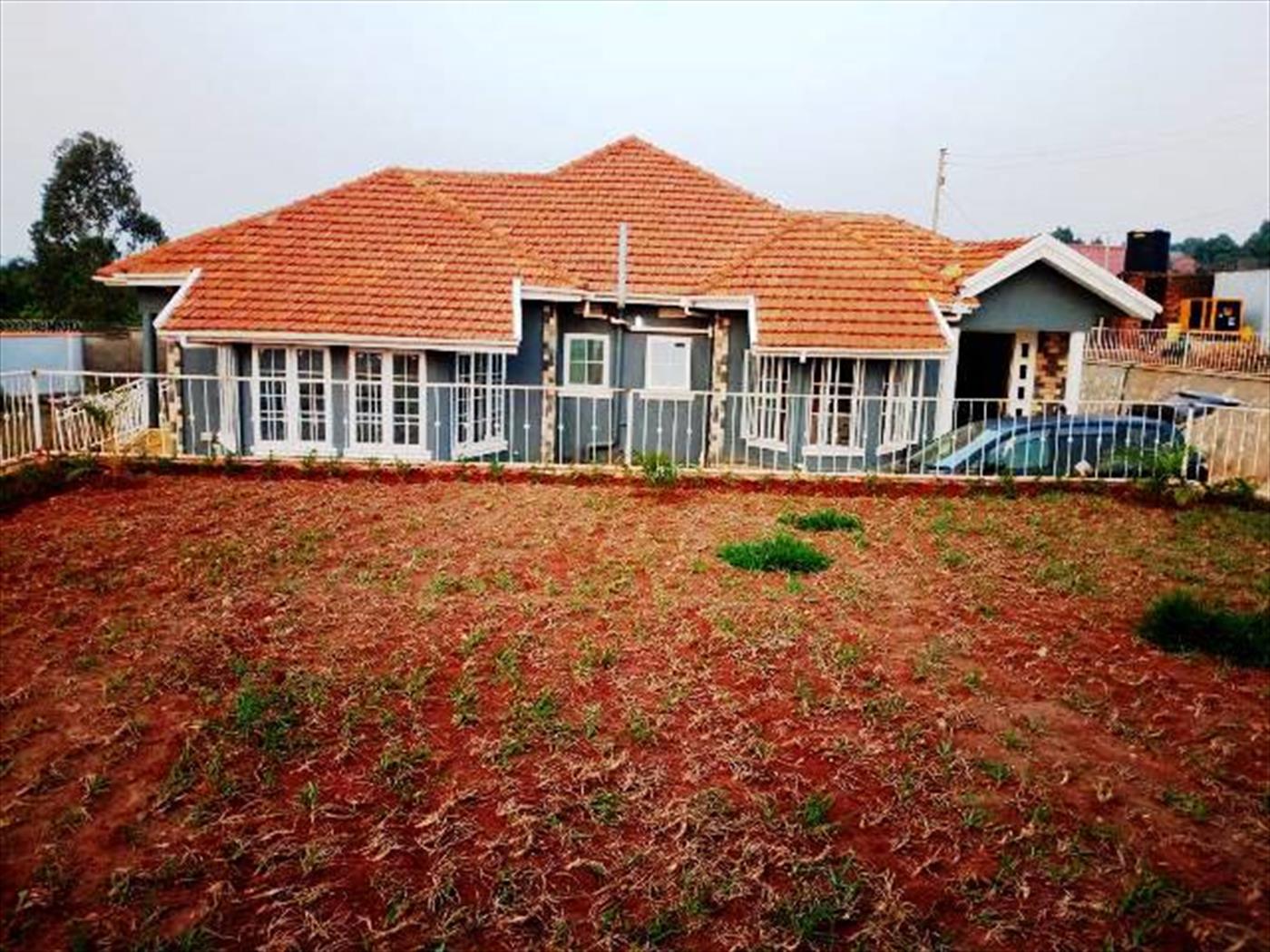 Storeyed house for sale in Seguku Wakiso