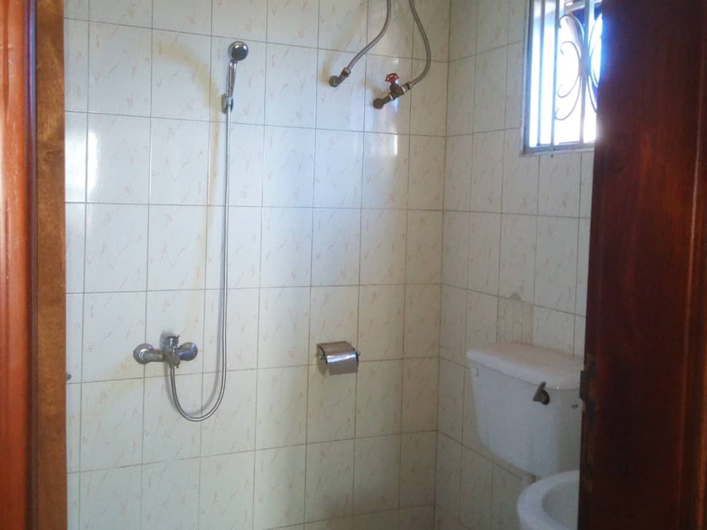 Apartment for rent in Namugongo Wakiso