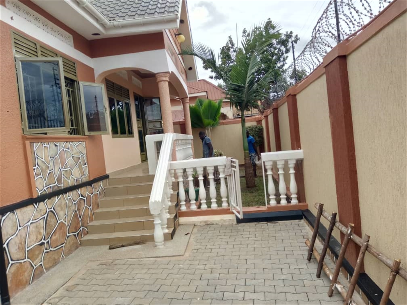 Bungalow for sale in Zana Wakiso