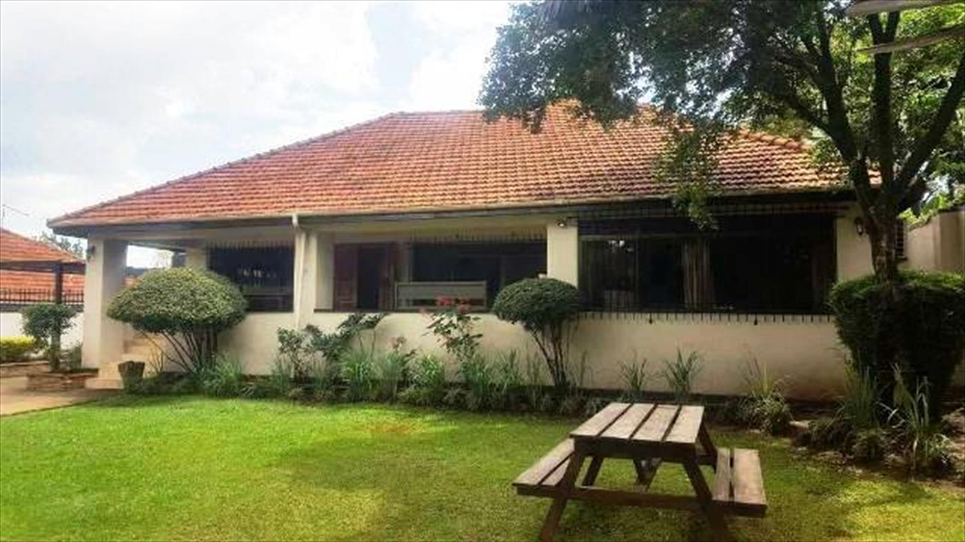 Mansion for rent in Naguru Wakiso