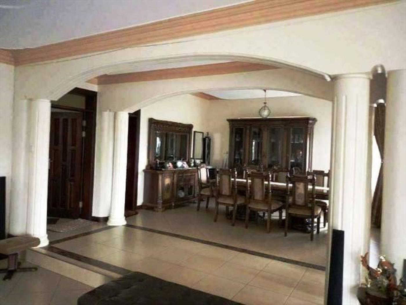 Mansion for rent in Naguru Wakiso