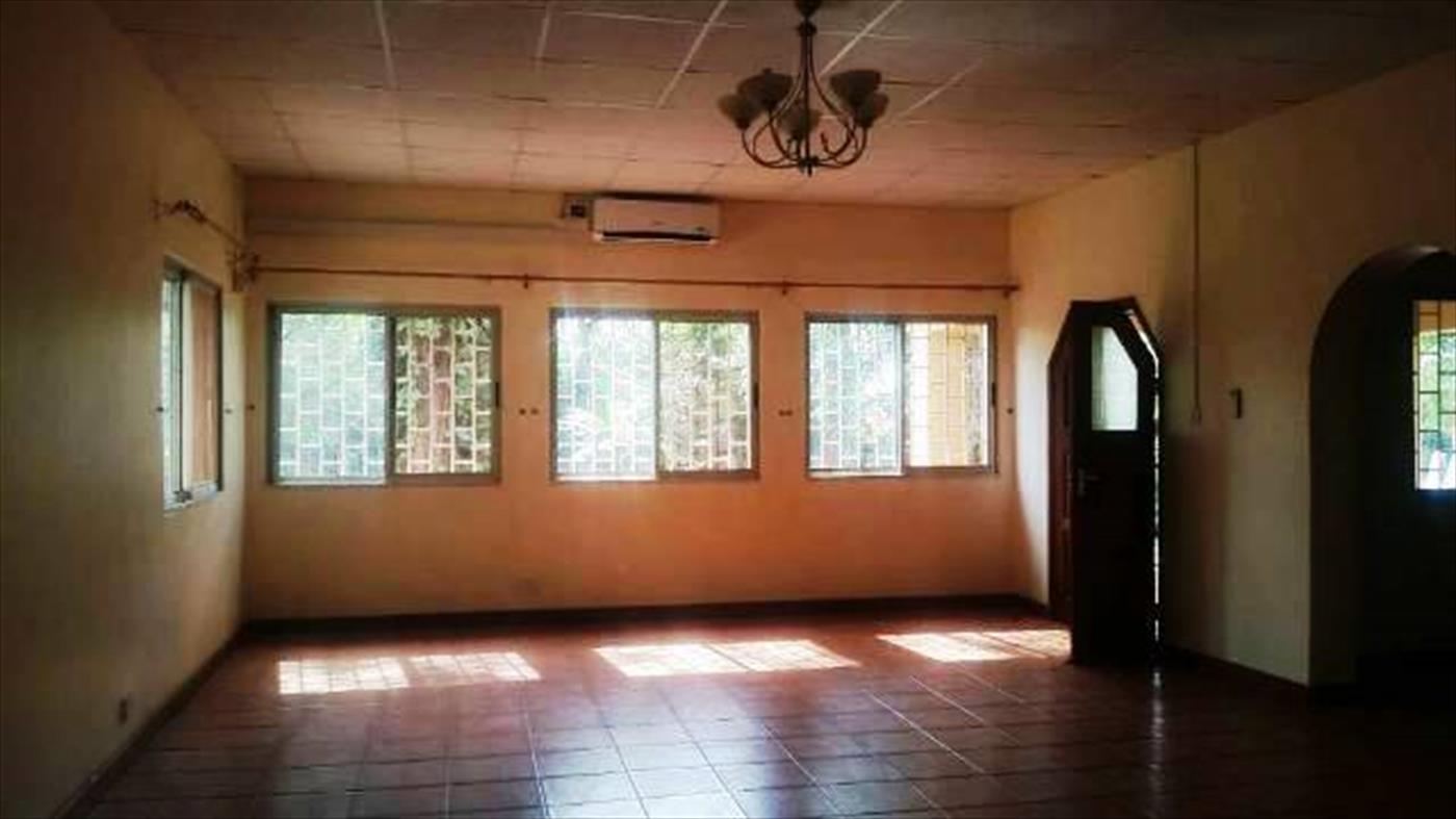 Mansion for rent in Naguru Wakiso