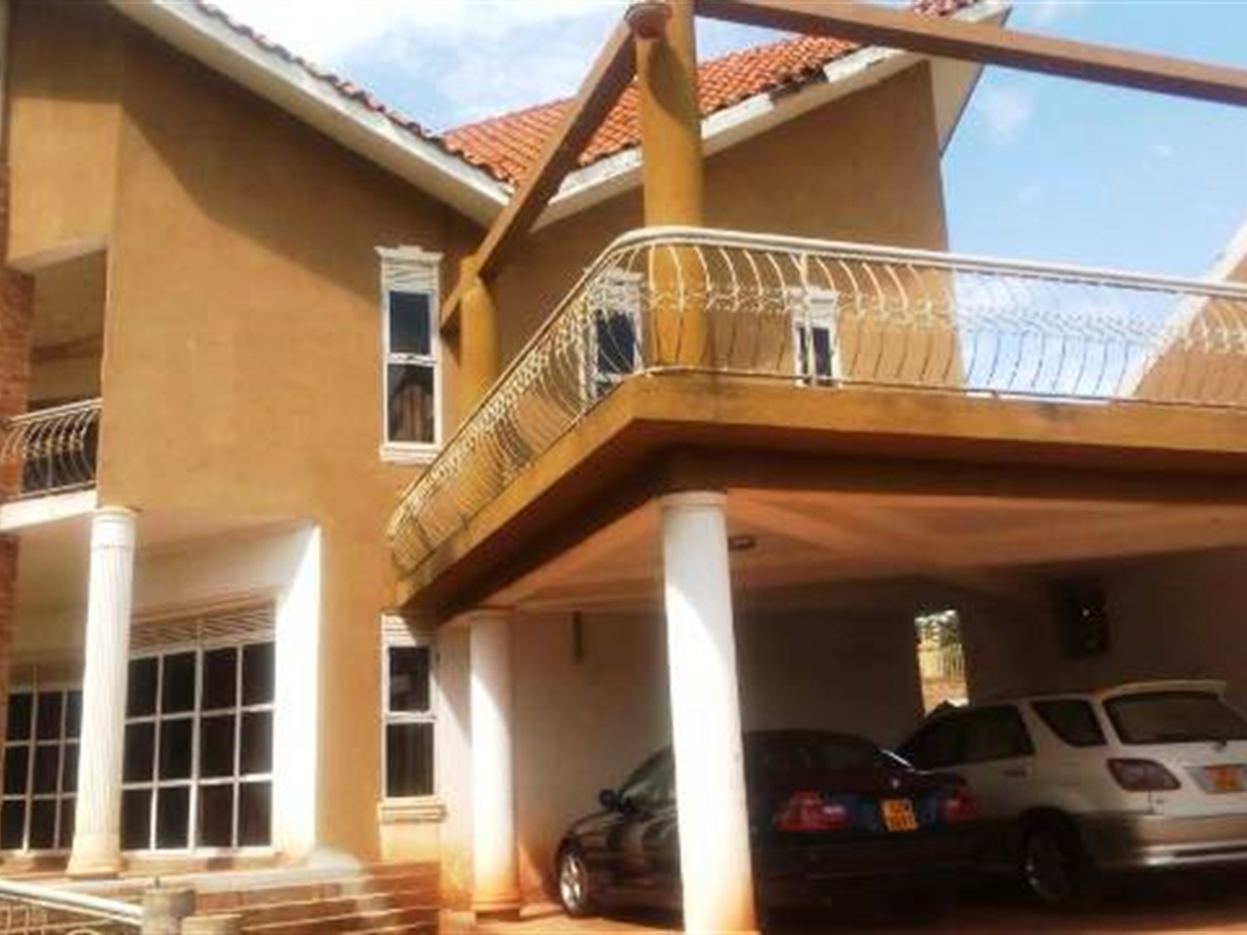 Mansion for sale in Munyonyo Kampala