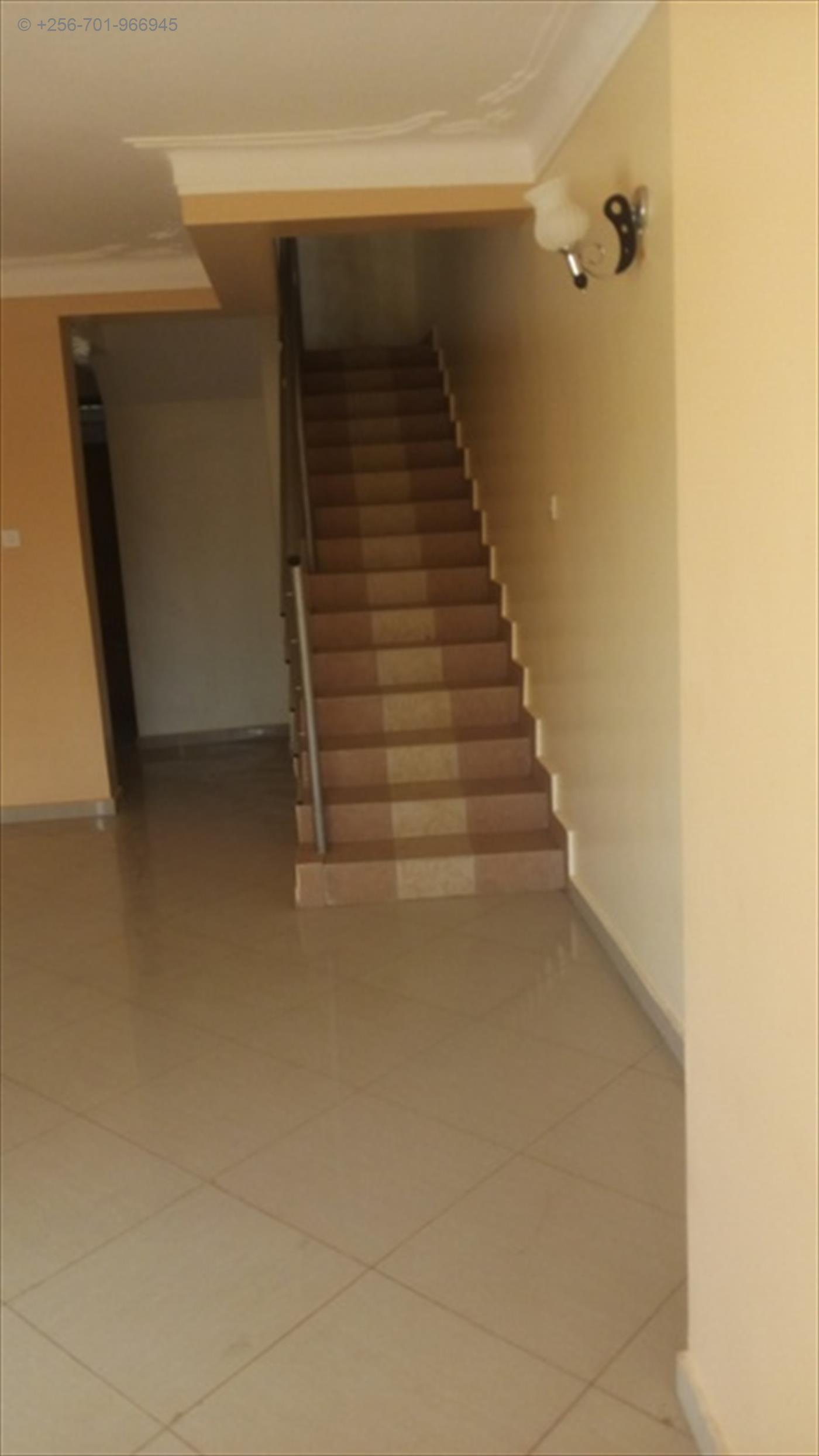 Duplex for rent in Kiwaatule Wakiso