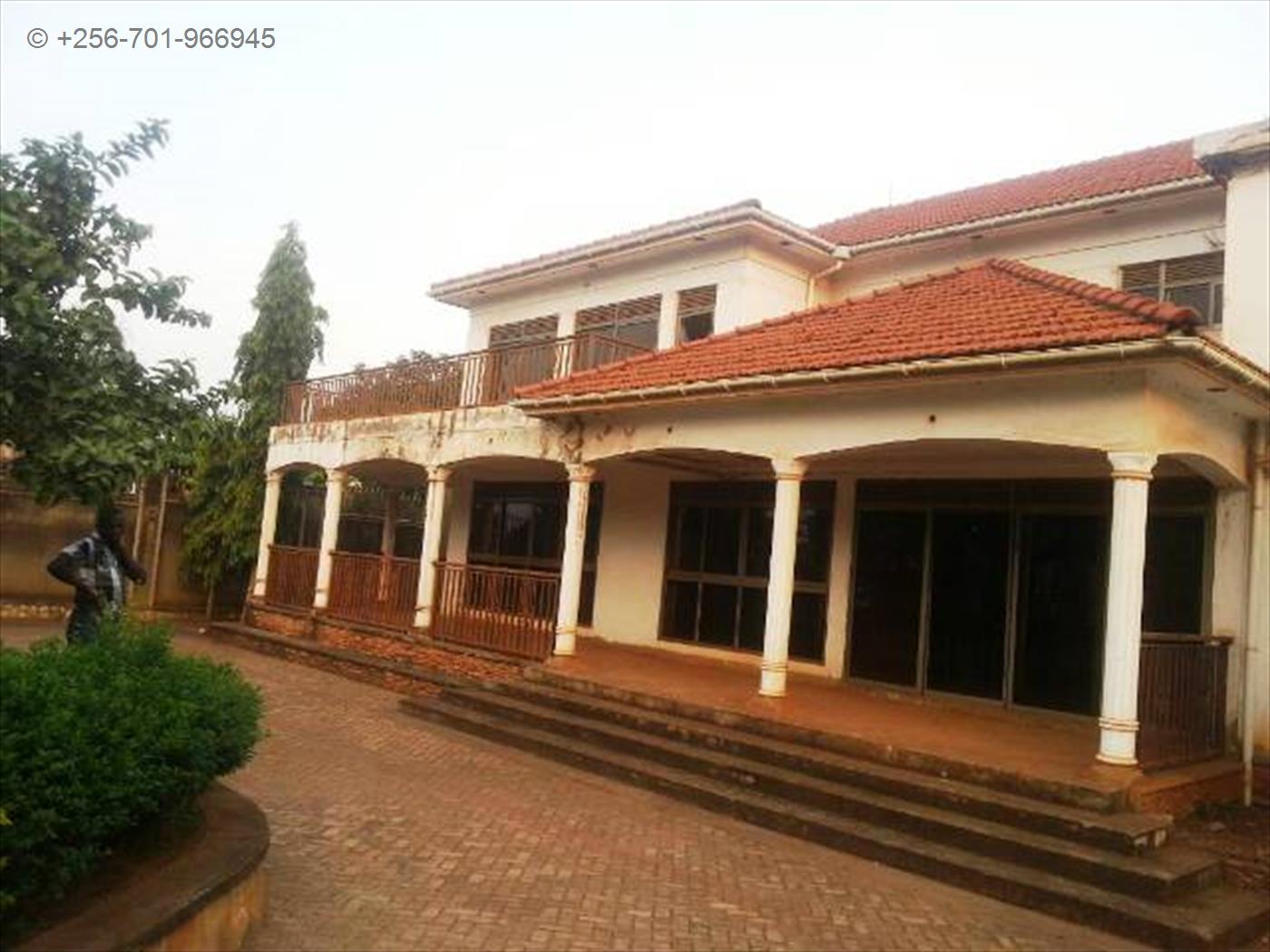 Mansion for sale in Bunamwaaya Wakiso