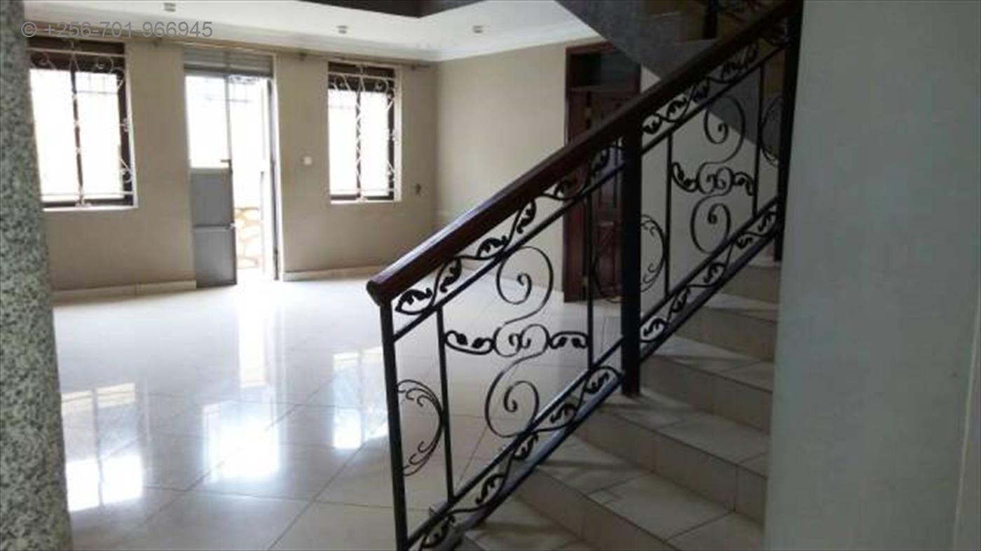 Mansion for rent in Bunamwaaya Wakiso