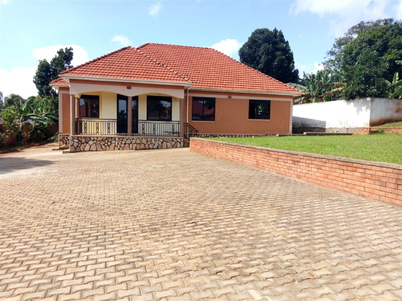 Bungalow for sale in Nakigalala Wakiso