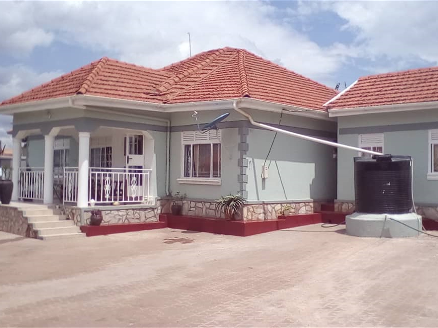 Bungalow for sale in Kyanja Wakiso