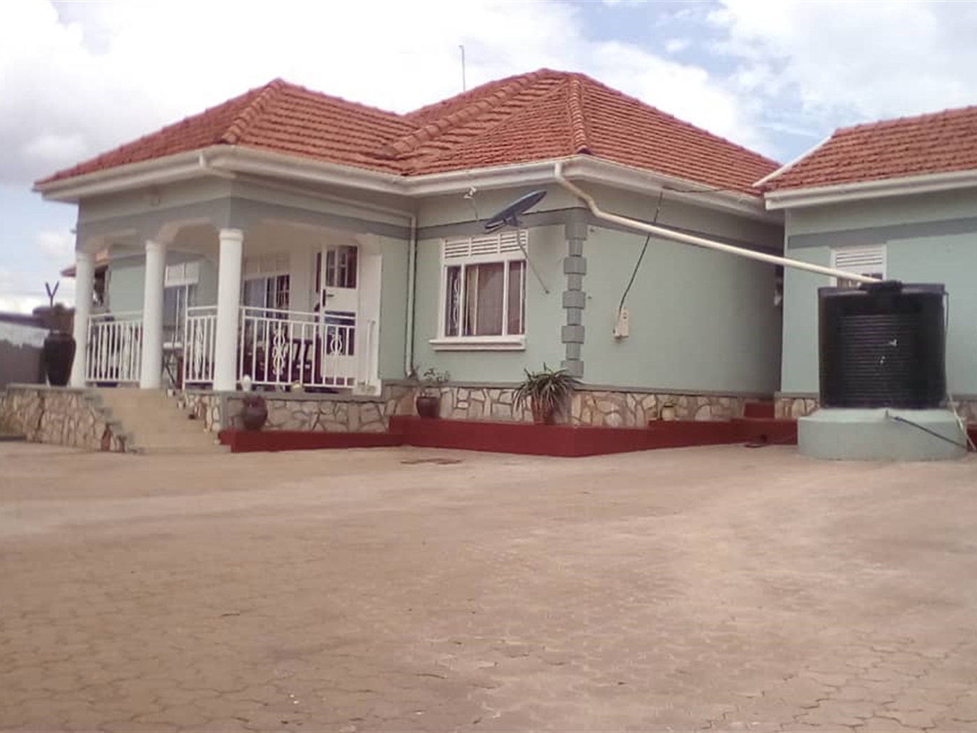 Bungalow for sale in Kyanja Wakiso