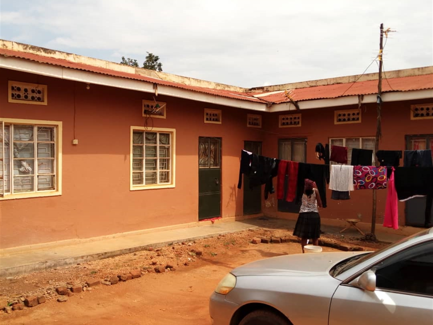 Bungalow for sale in Makindye Kampala