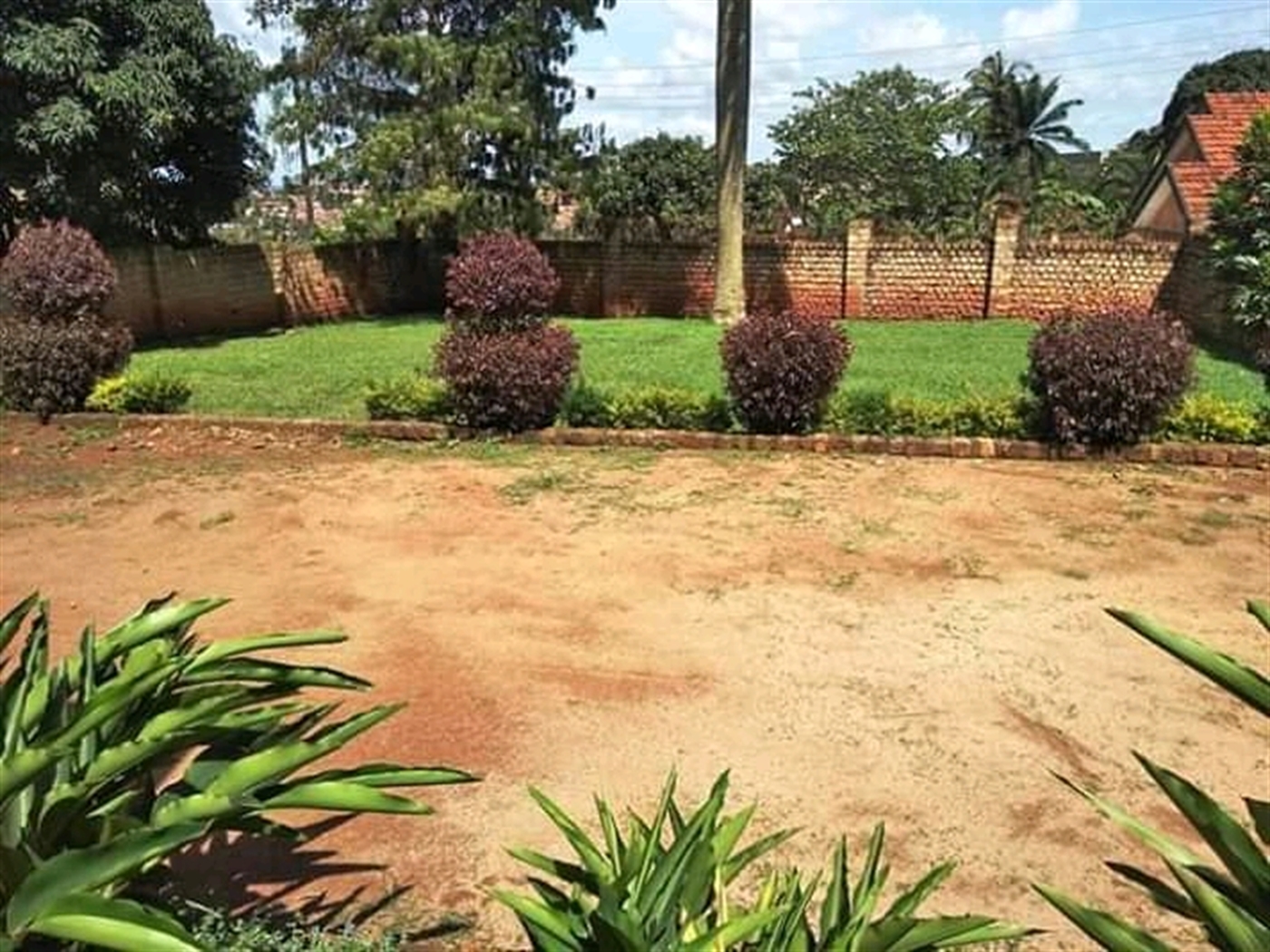 Bungalow for sale in Ntinda Kampala