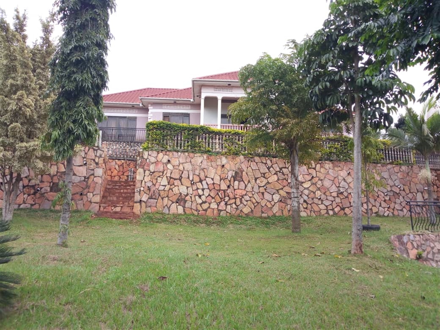 Bungalow for sale in Bwebajja Wakiso