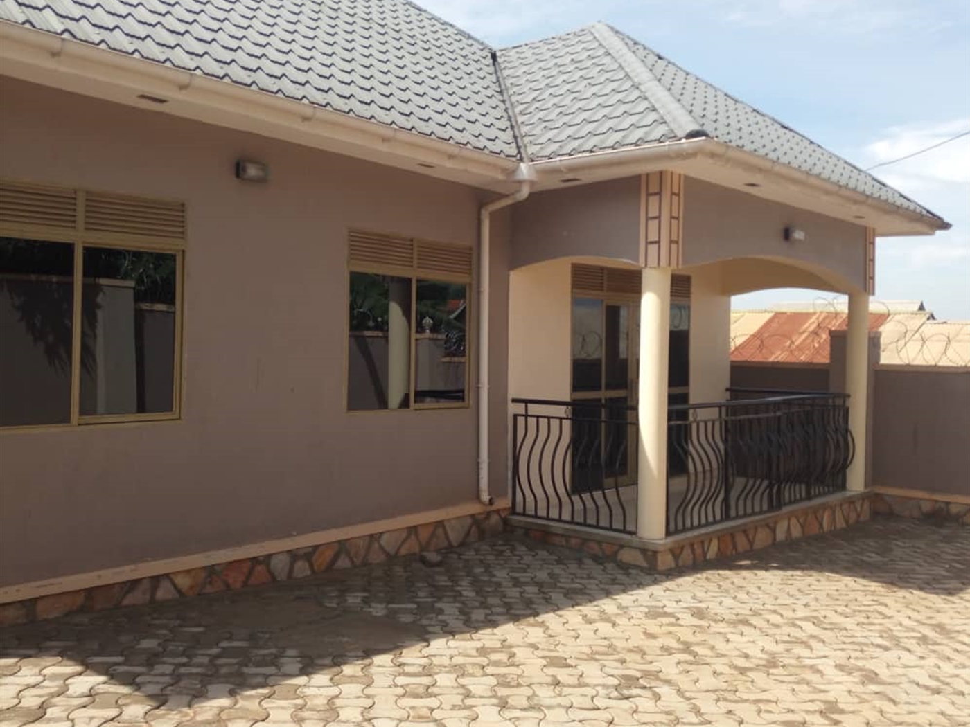 Bungalow for sale in Mnyonyo Kampala