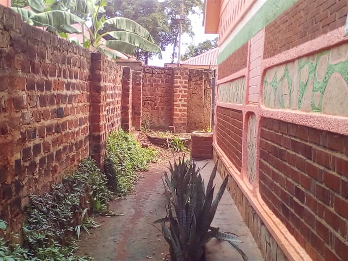 Bungalow for sale in Kasangati Wakiso