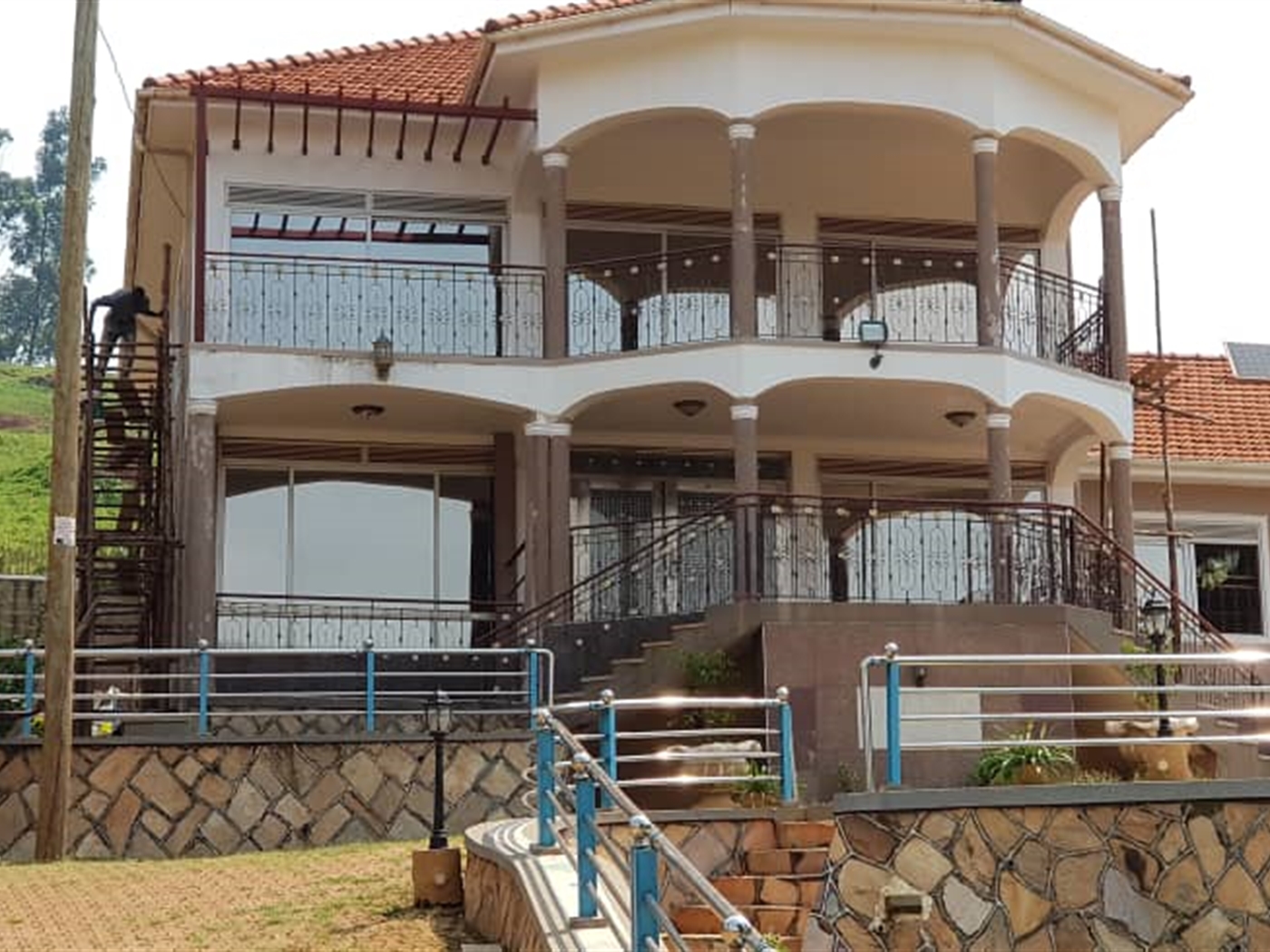 Mansion for sale in Namasuba Wakiso