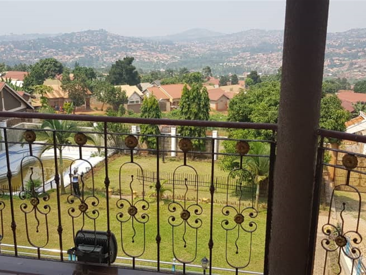 Mansion for sale in Namasuba Wakiso