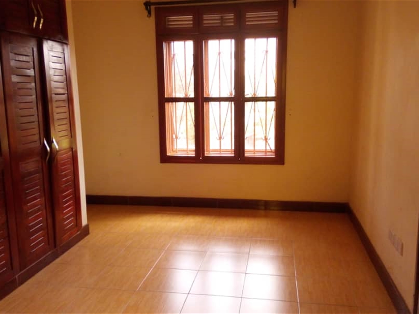 Apartment for rent in Kiwaatule Kampala