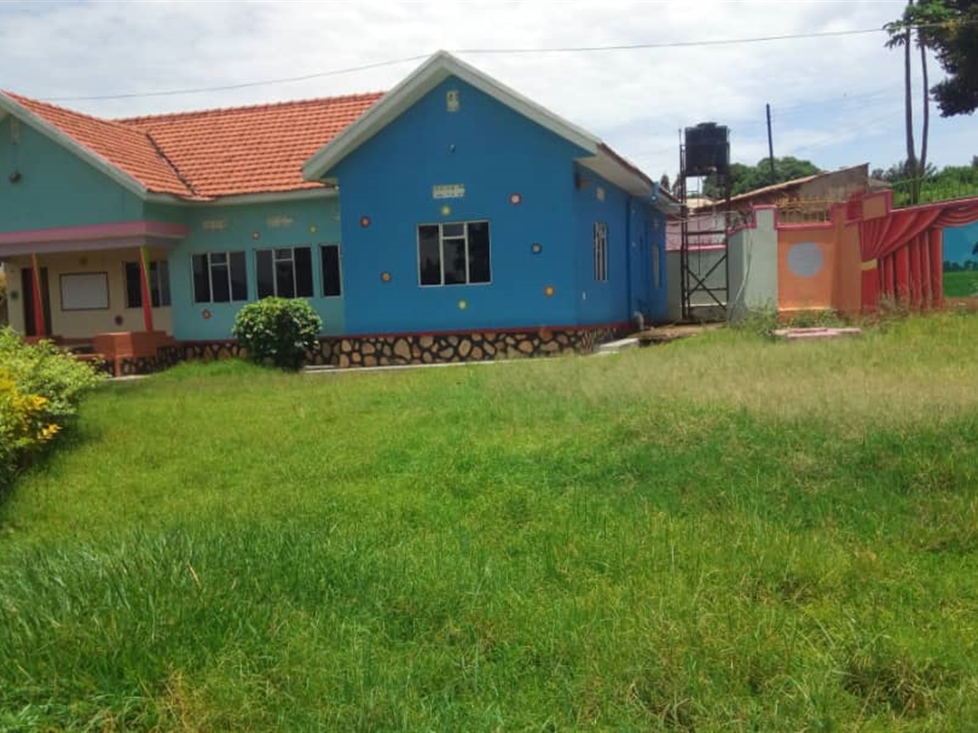 Bungalow for sale in Munyonyo Kampala