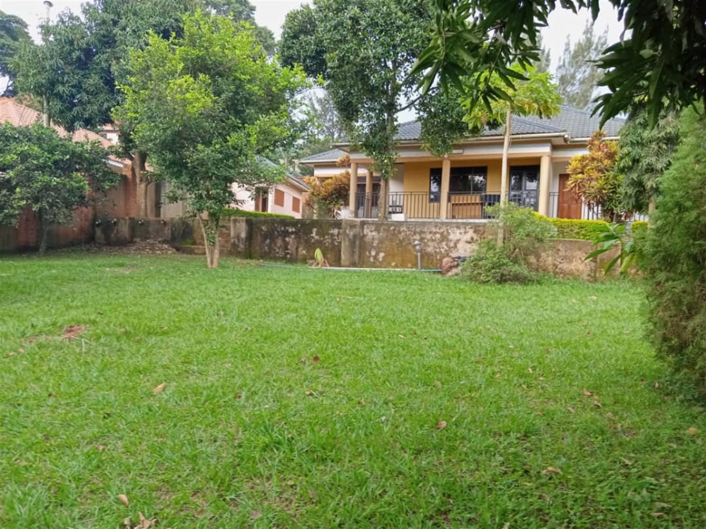 Bungalow for sale in Kirinya Luweero