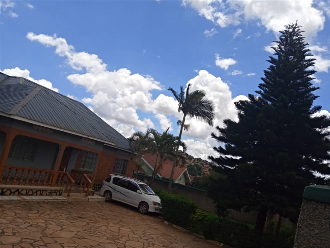 Bungalow for sale in Kiwaatule Wakiso