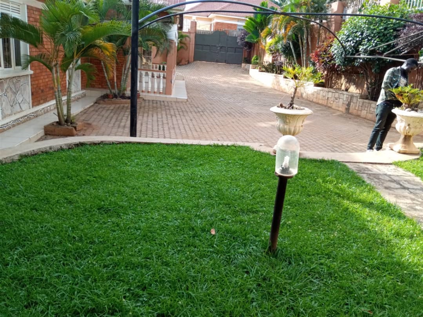 Bungalow for sale in Kirinya Wakiso