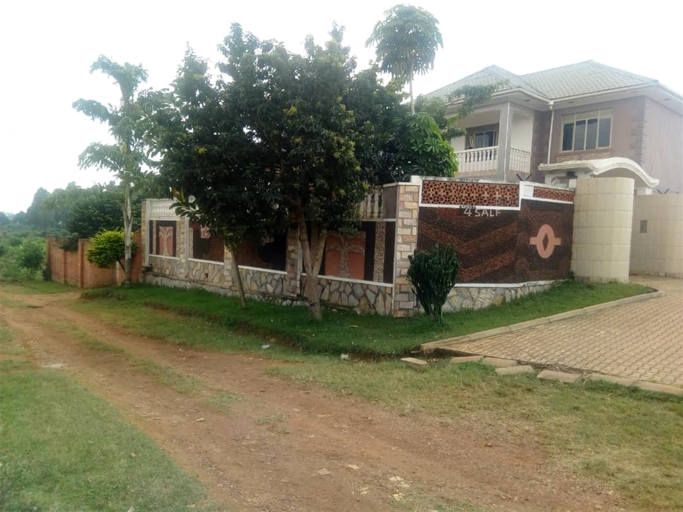 Mansion for sale in Garuga Wakiso