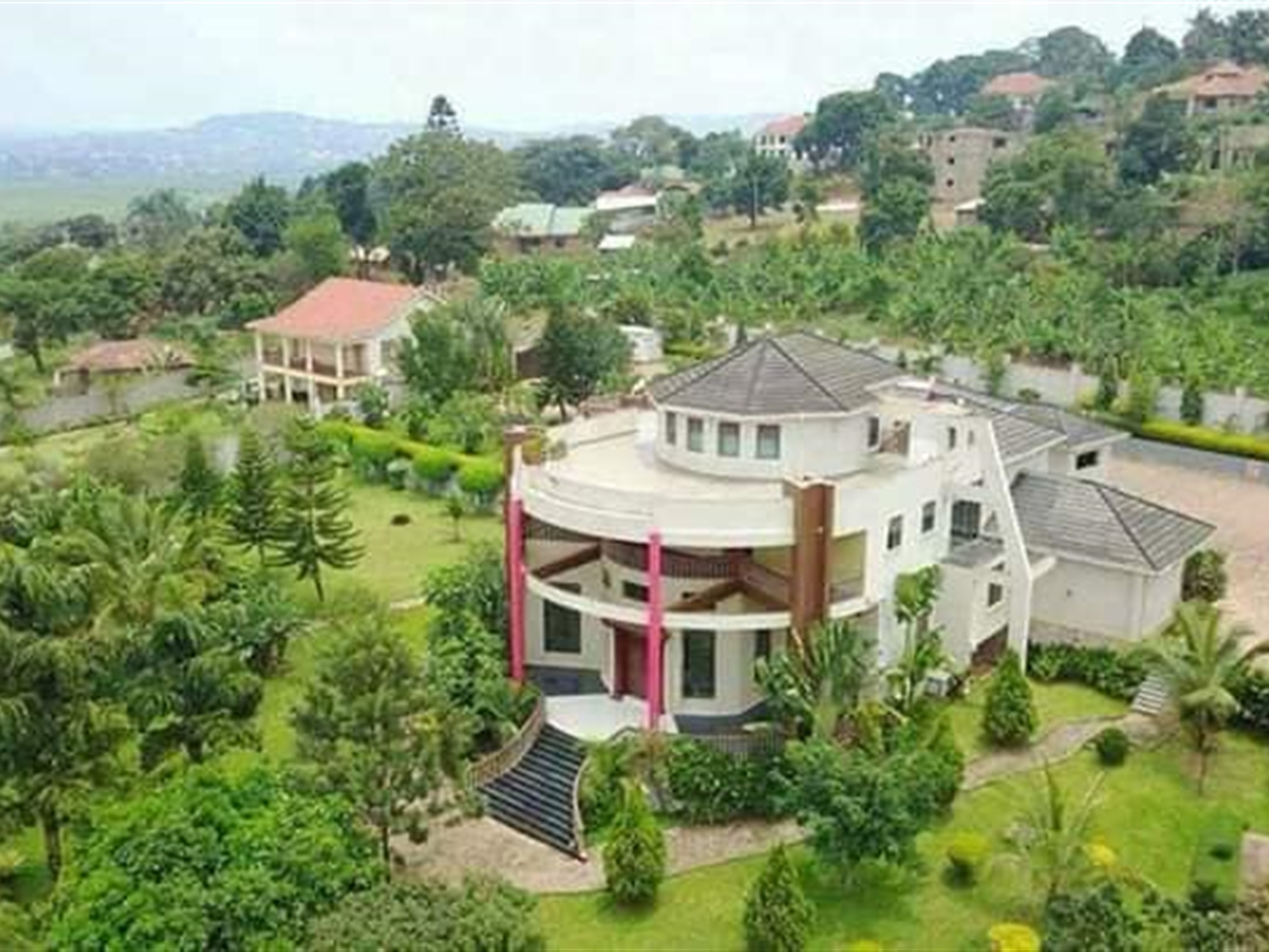 Mansion for sale in Lubowa Wakiso