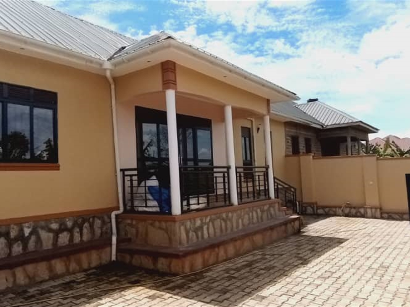 Bungalow for sale in Kira Wakiso