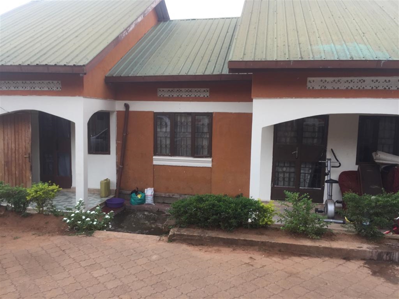 Bungalow for sale in Bwebajja Wakiso