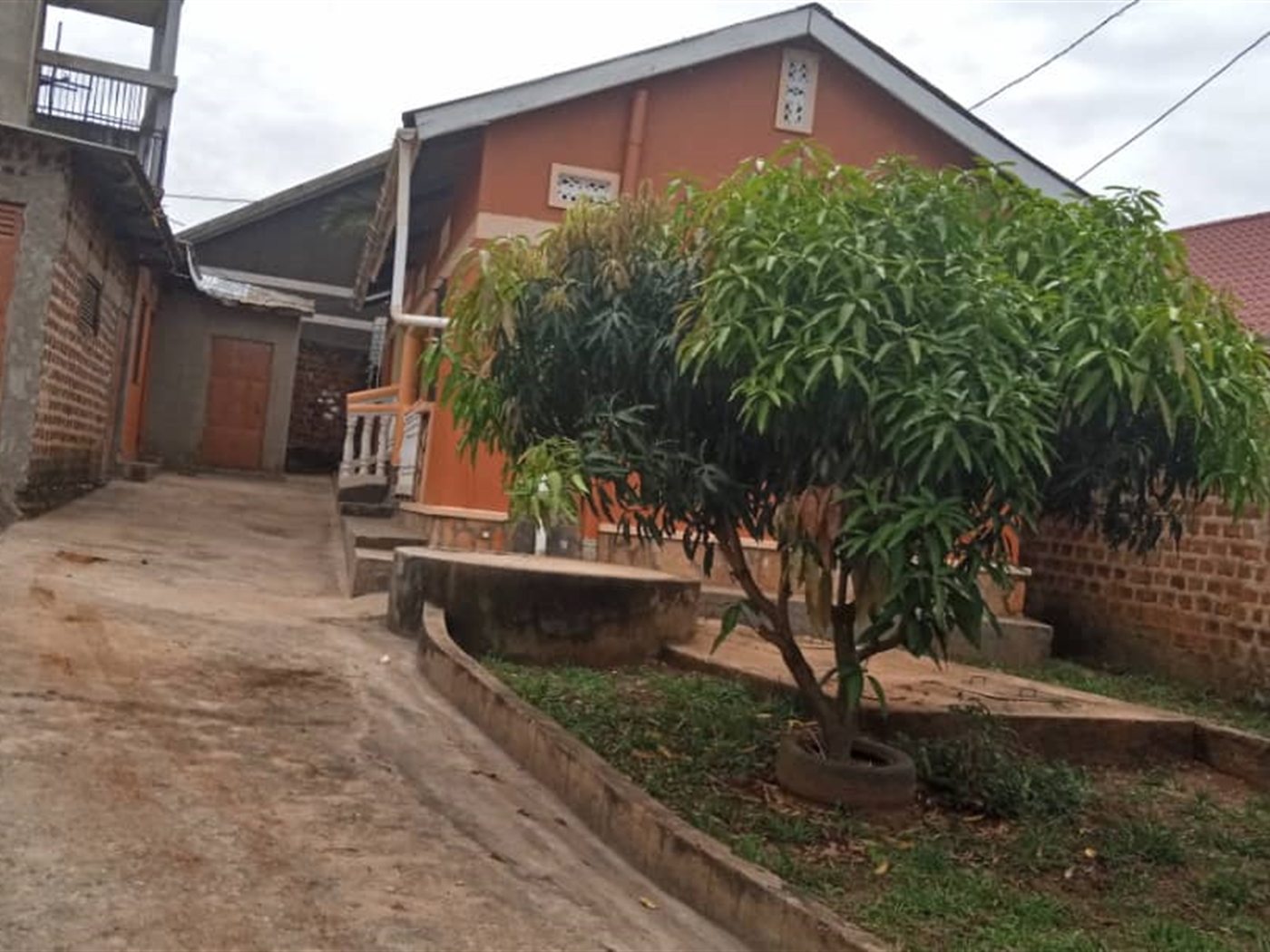 Town House for sale in Bweyogerere Wakiso