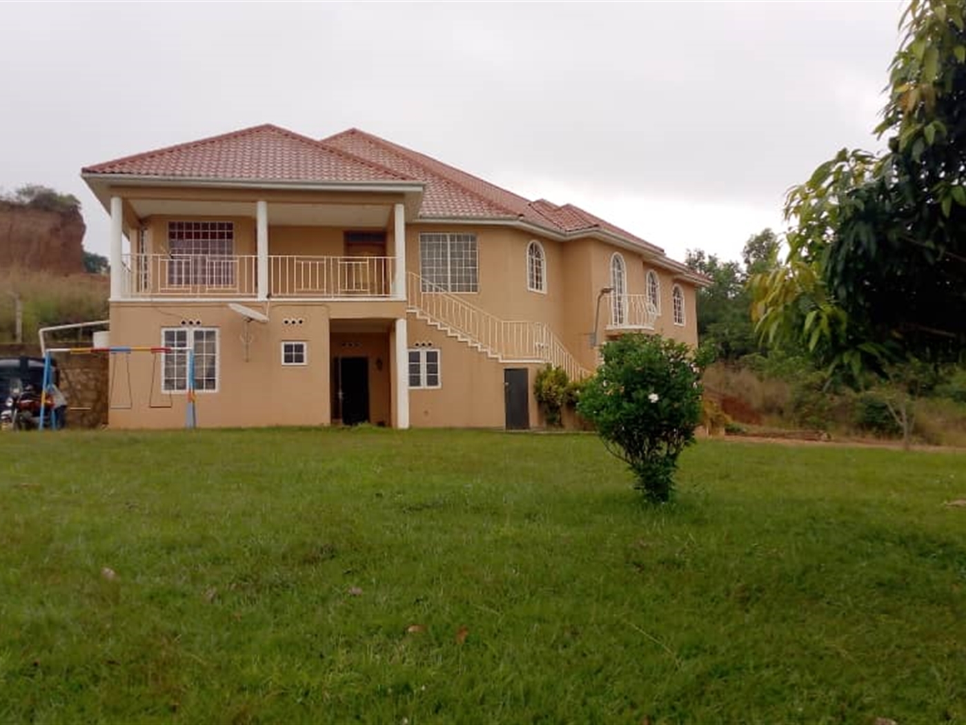 Town House for sale in Garuga Wakiso