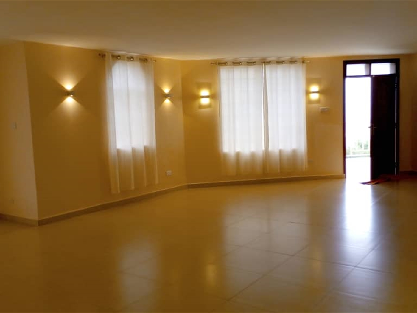 Town House for sale in Garuga Wakiso