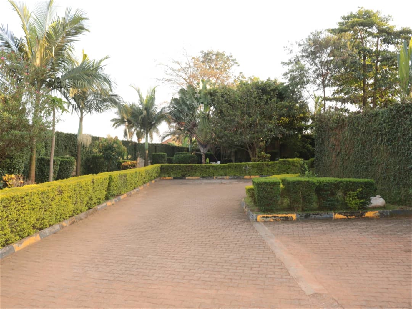 Villa for sale in Zana Wakiso