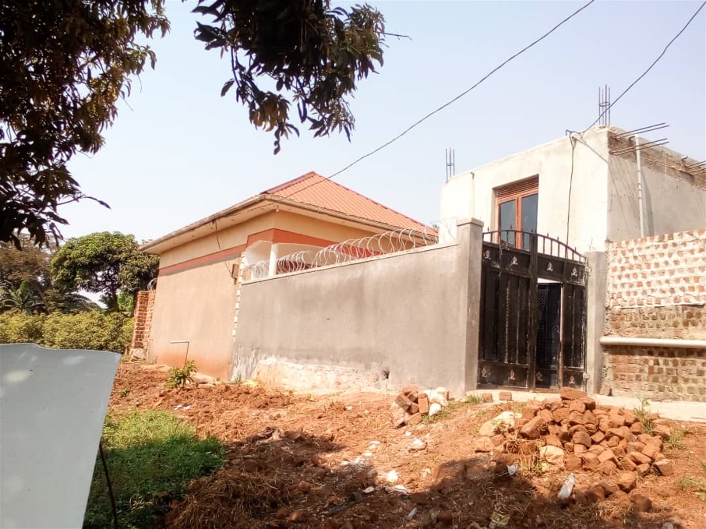 Villa for sale in Kitemu Wakiso