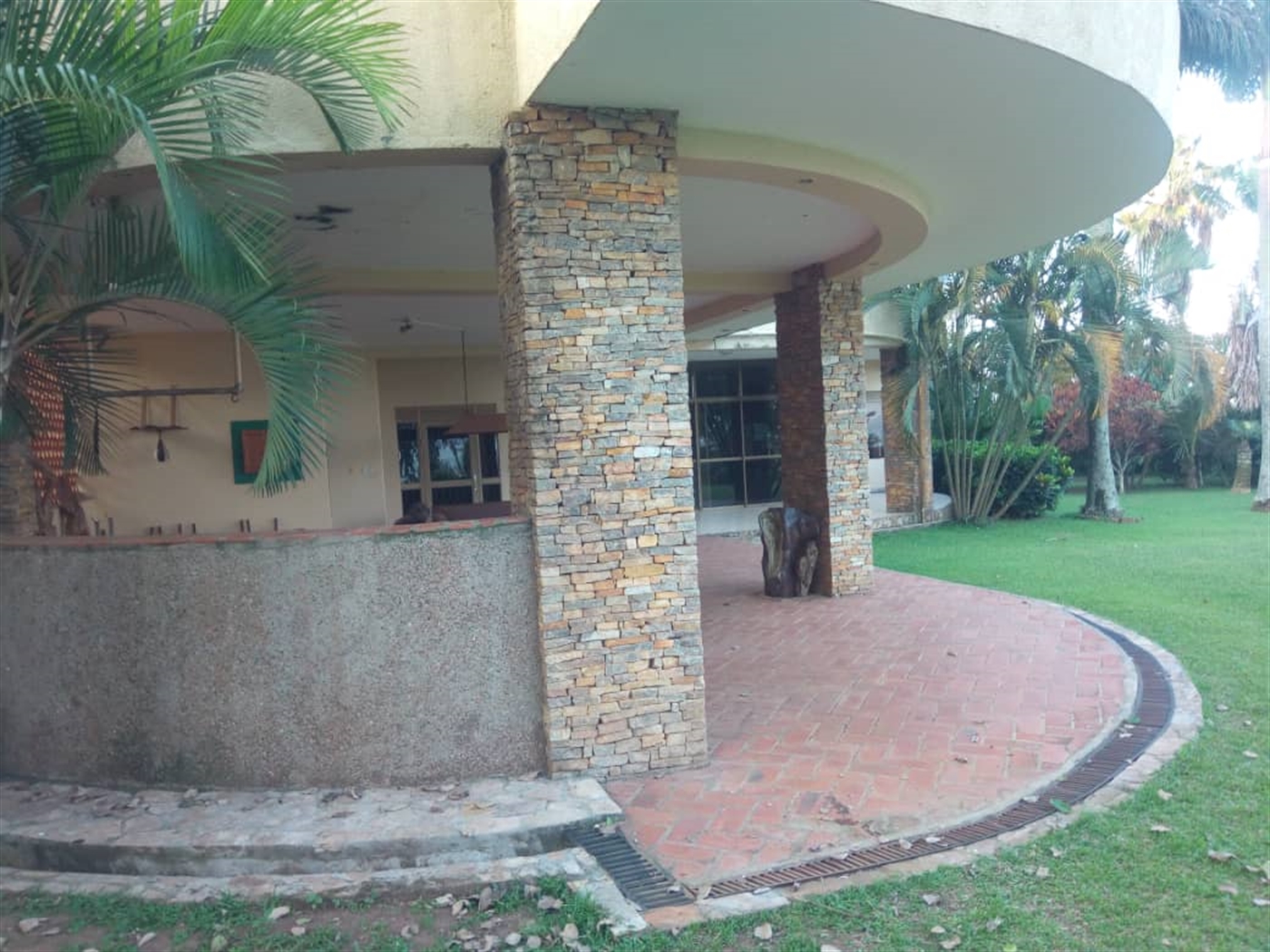 Mansion for sale in Bbunga Wakiso