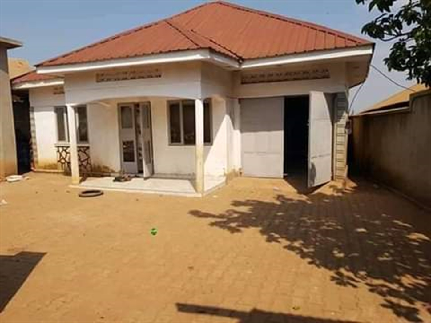 Villa for sale in Gayaza Wakiso